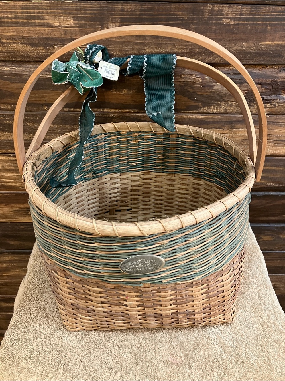 Bath & Body Works Woven Basket with Teal Accent and Ribbon